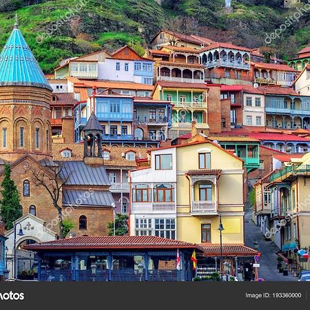 Rasta Boutique Hotel Meidan Tbilisi ภายนอก รูปภาพ