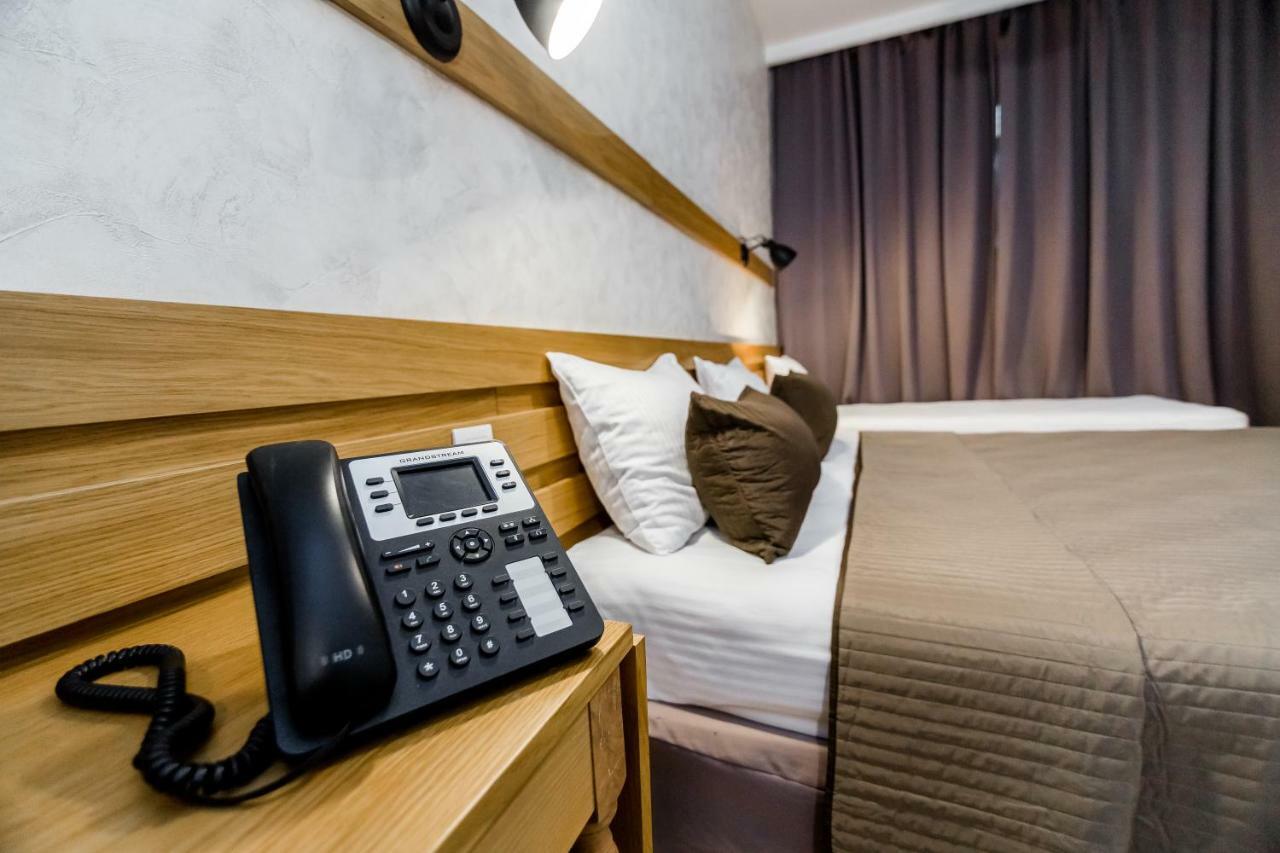 Rasta Boutique Hotel Meidan Tbilisi ภายนอก รูปภาพ