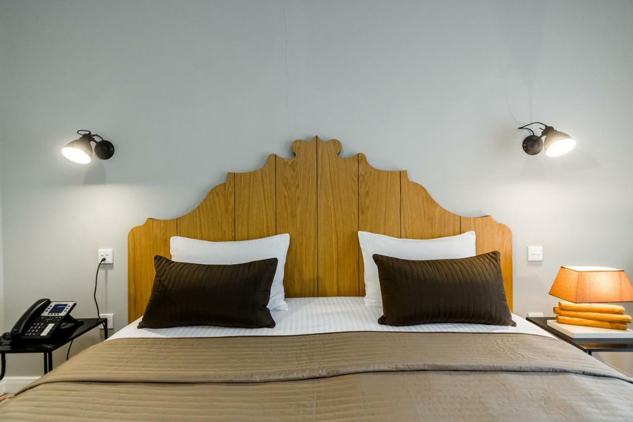 Rasta Boutique Hotel Meidan Tbilisi ภายนอก รูปภาพ