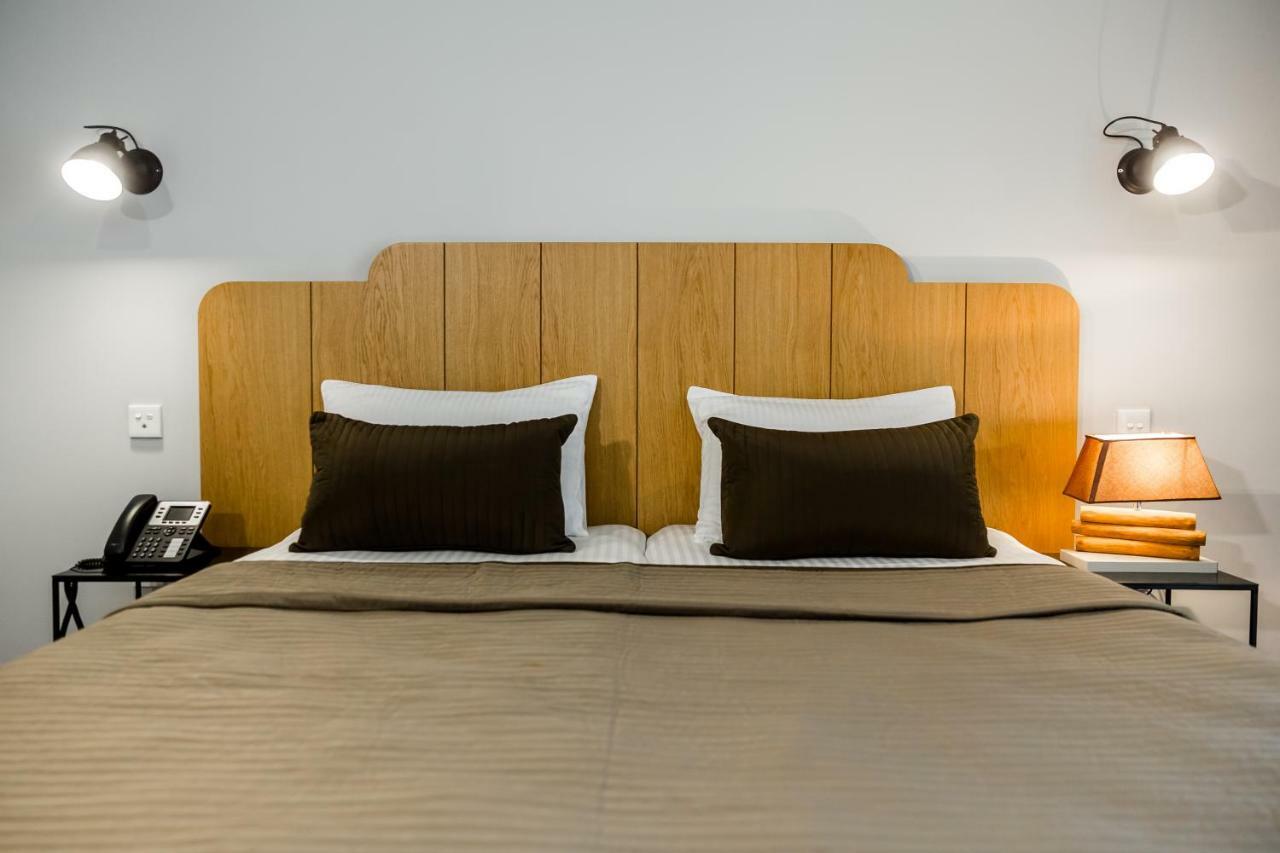 Rasta Boutique Hotel Meidan Tbilisi ภายนอก รูปภาพ