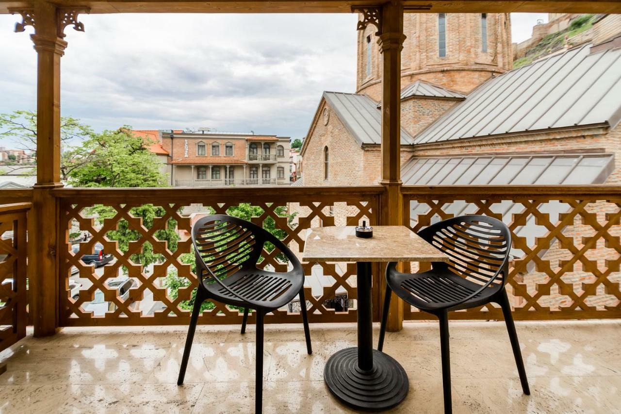 Rasta Boutique Hotel Meidan Tbilisi ภายนอก รูปภาพ